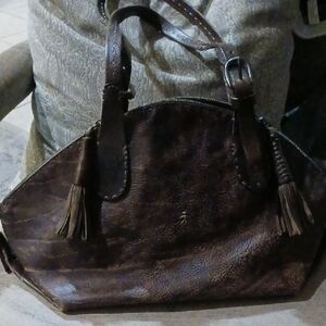 Chic Brown Leather Shoulder Bag